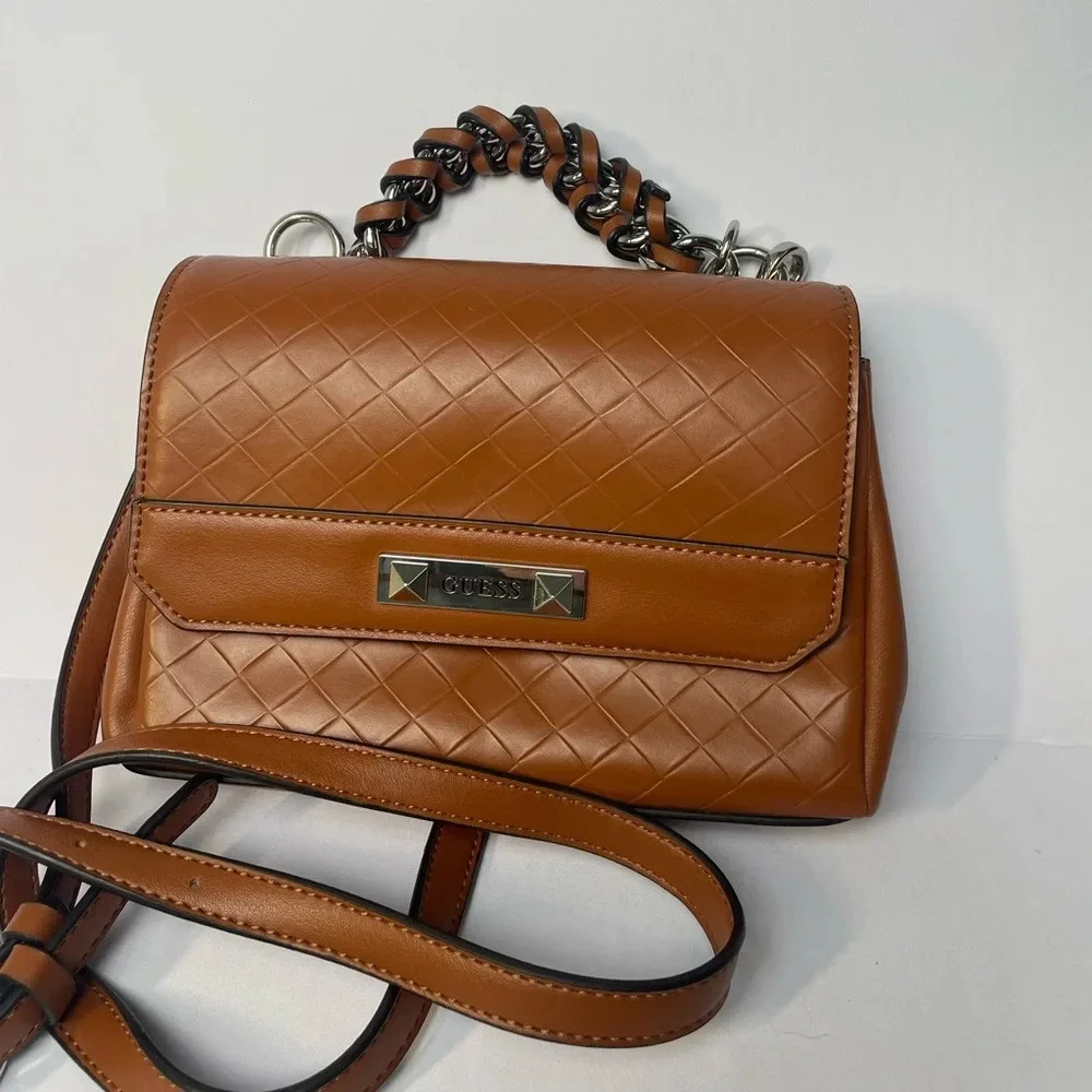 Guess Tan Leather Crossbody Bag Silver Braided Chain Handle EUC Like New